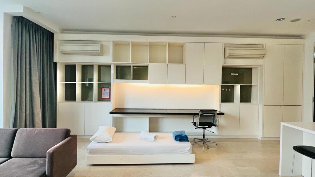 Faced Suites Platinum Klcc Kuala Lumpur Rum bild